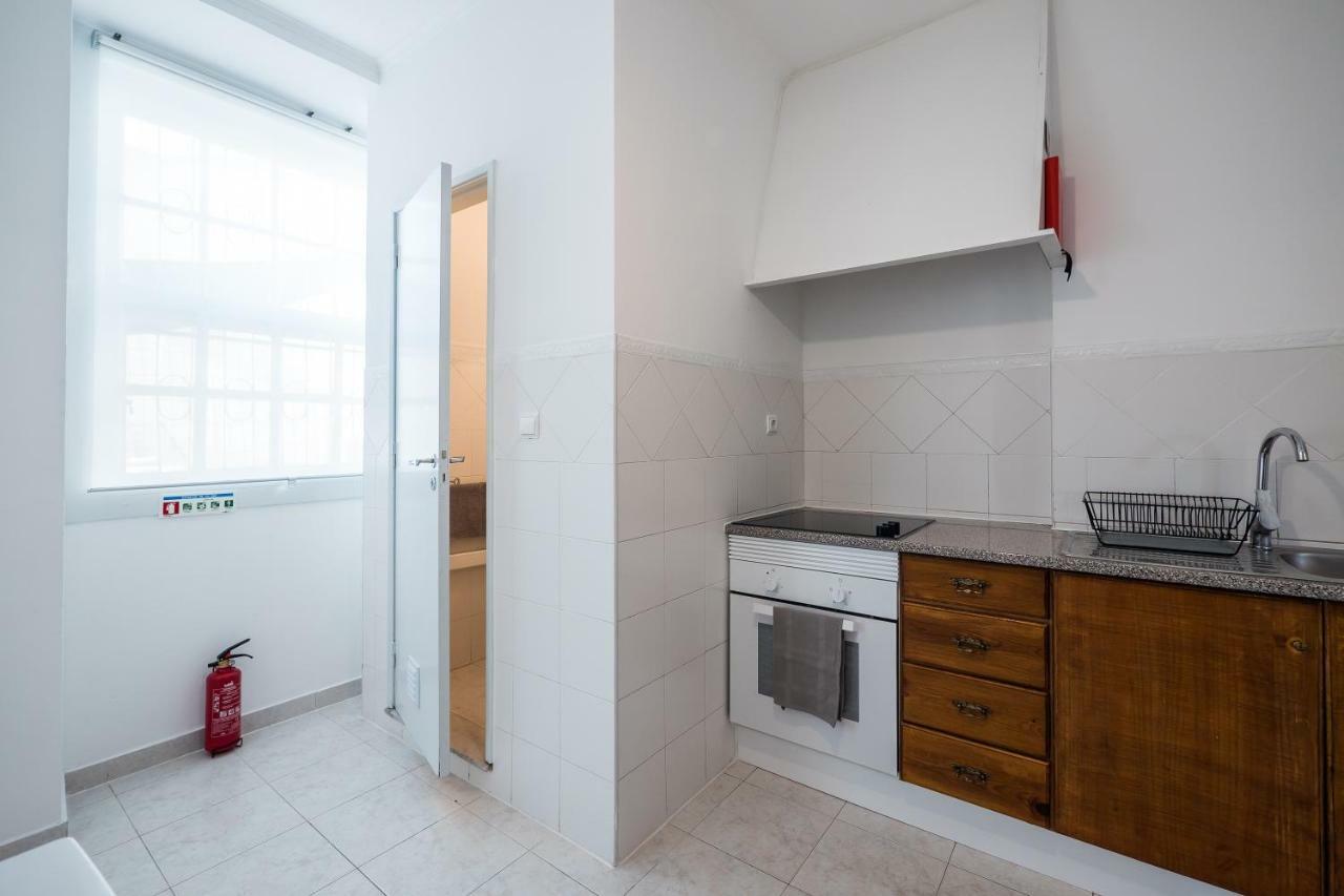 Maria'S 5Th Avenue Apartment Setubal Bagian luar foto
